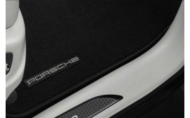 Porsche Macan Carpeted Floor Mats