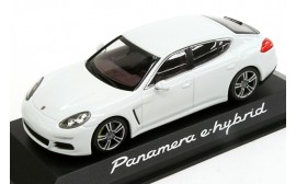 Porsche Model Car Panamera 2nd Generation - White