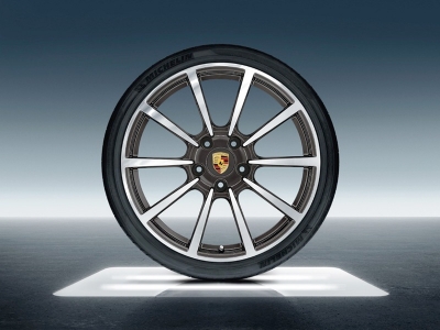 Porsche 20-inch Carrera Classic Summer Wheel-and-Tire Set