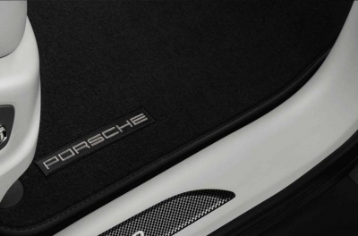 Porsche Macan Carpeted Floor Mats