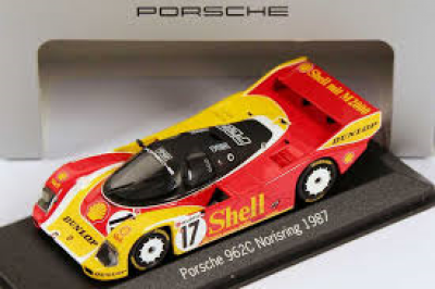 Porsche MODEL CAR 962* 1:43 SCALE.